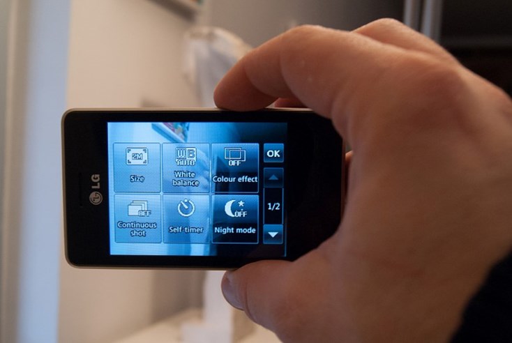 LG Optimus T385 (11).jpg